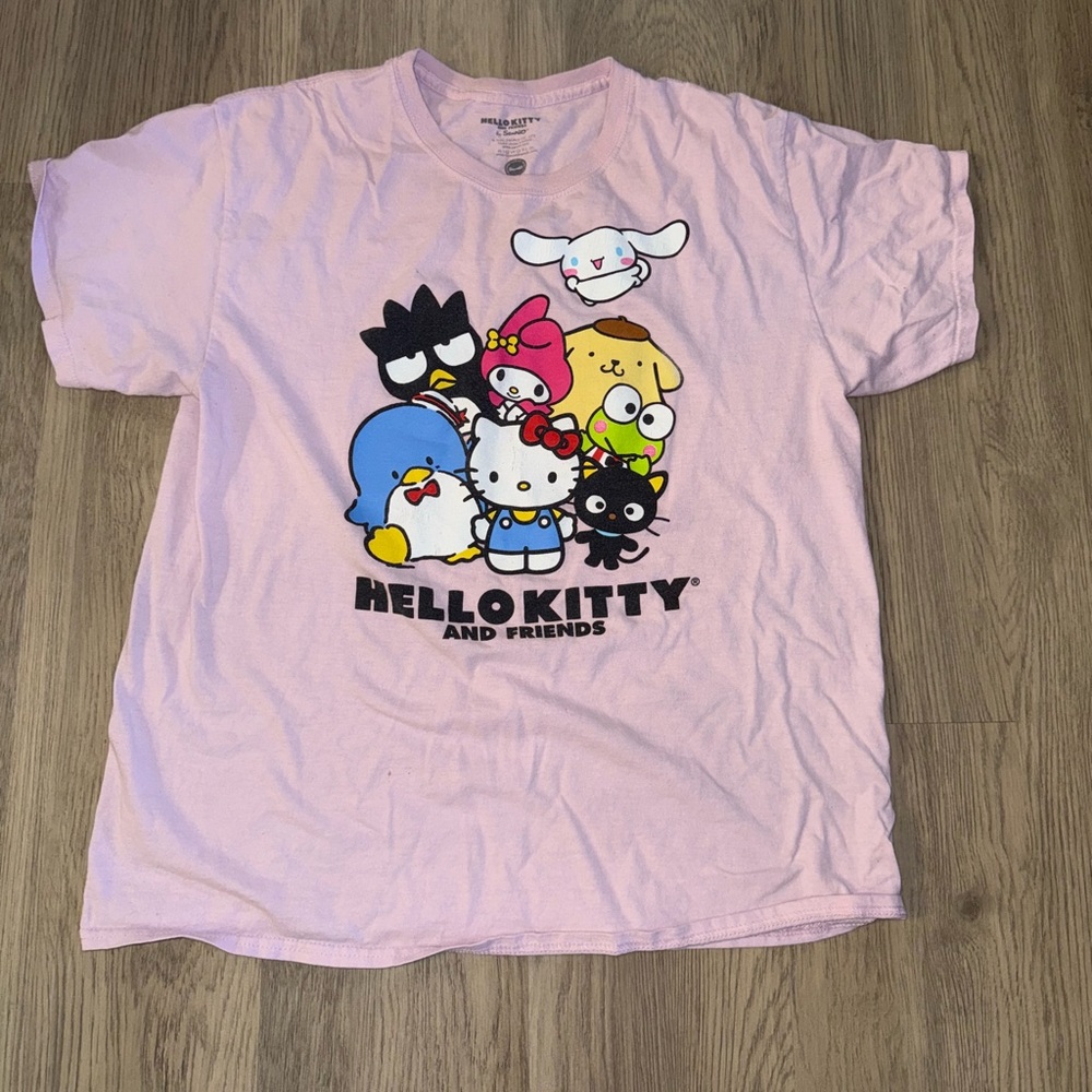 ⭐‎ Hello Kitty and Friends Pink T-Shirt⭐